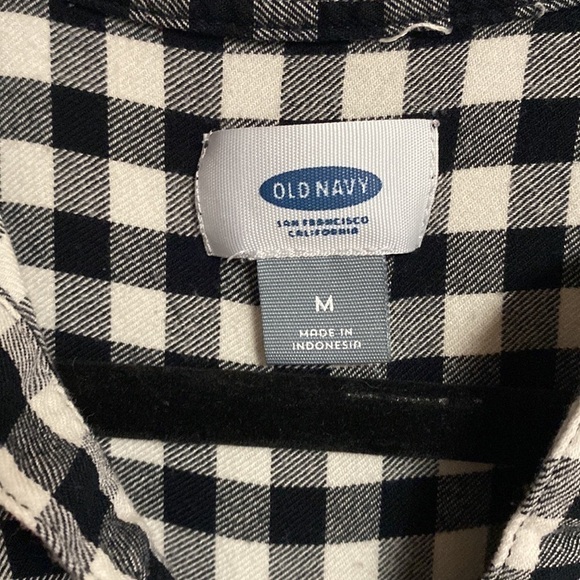 OLD Navy high-low black and white gingham popover flannel shirt size M EUC - Picture 3 of 7
